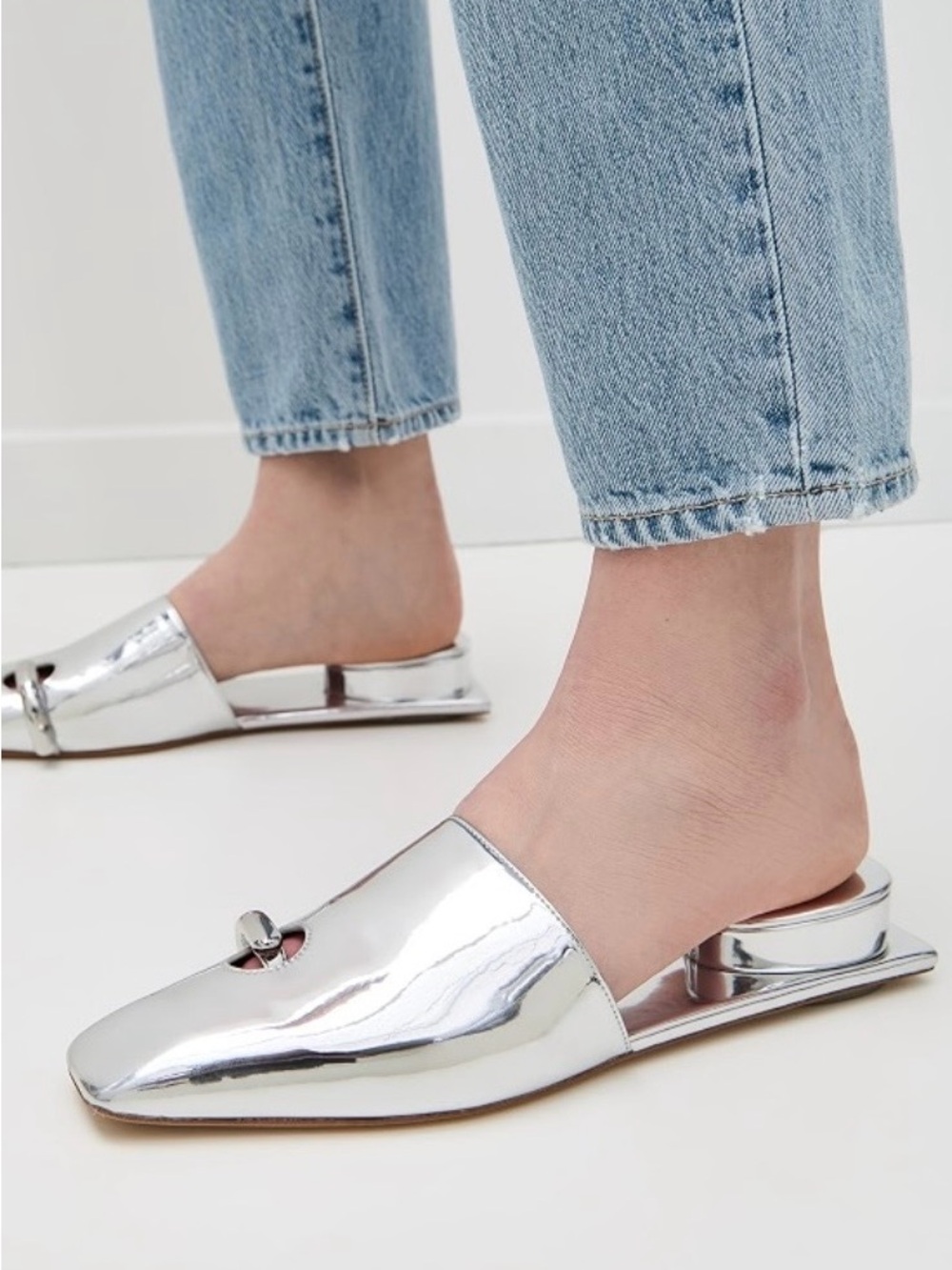 TORY BURCH Silver Pierced Mule